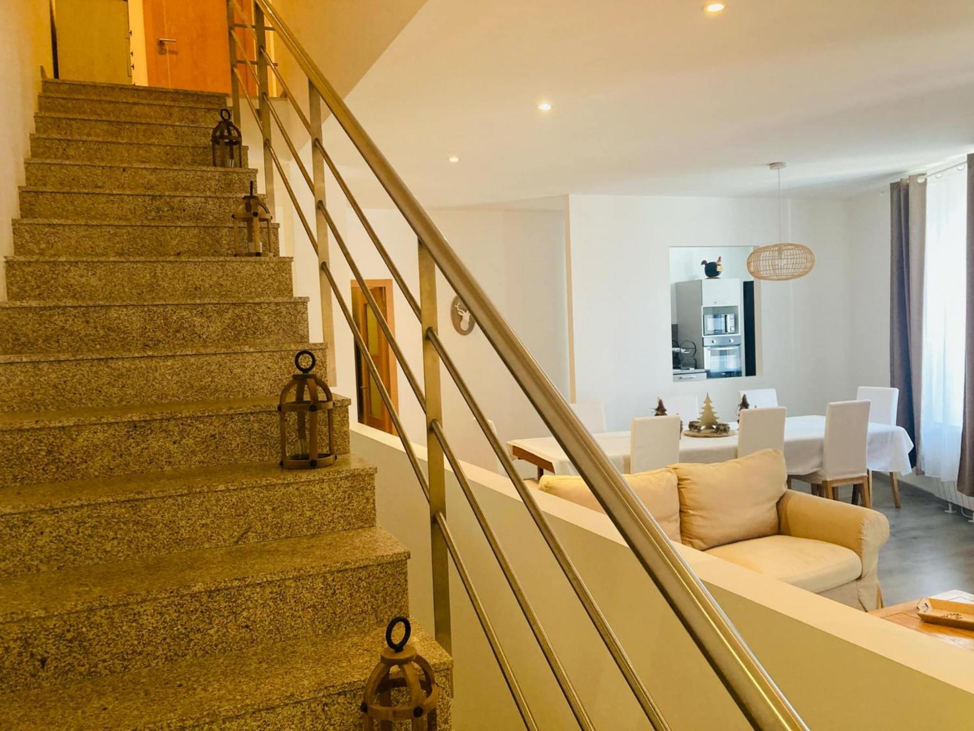 קרקסון C'Est Une Maison Bleue מראה חיצוני תמונה