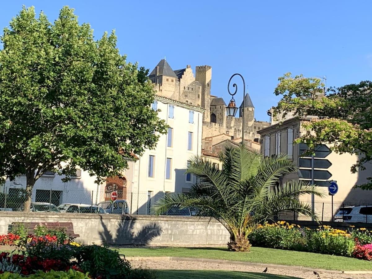 קרקסון C'Est Une Maison Bleue מראה חיצוני תמונה